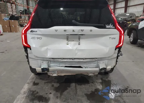 2019 Volvo Xc90 T5 R-Design z USA, uszkodzony, nr VIN YV4102CMXK1509912